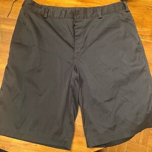 Nike Navy Men's Golf Shorts Size 34